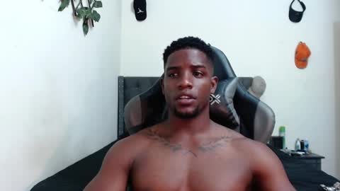 Snapshot of arielbronwxxx chatting on 02-15-25, 11:47 chris online show from 02-15-25, 11:47