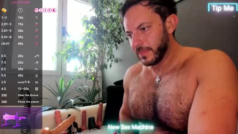 Ariel online show from 12-04-25, 11:41