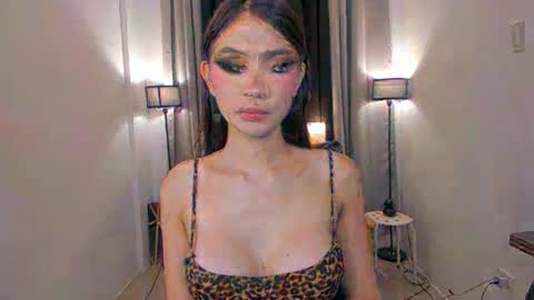 MIRA GREYSON online show from 04-26-26, 10:07