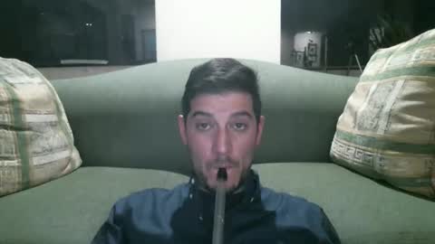 Snapshot of arielsinho chatting on 01-06-26, 05:11 Anon online show from 01-06-26, 05:11