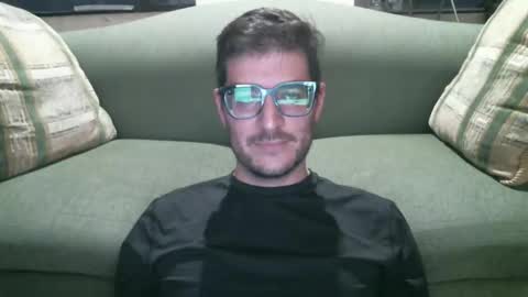 Snapshot of arielsinho chatting on 01-15-26, 11:52 Anon online show from 01-15-26, 11:52