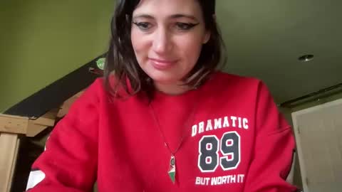 ariel  colin when hes here online show from 02-05-26, 05:39