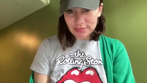 ariel  colin when hes here online show from 02-25-26, 04:16