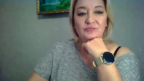 Snapshot of arielxloveresss chatting on 10-05-25, 07:17 ArielXLoveresss online show from 10-05-25, 07:17