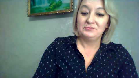 Snapshot of arielxloveresss chatting on 11-12-25, 08:37 ArielXLoveresss online show from 11-12-25, 08:37