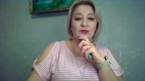 Snapshot of arielxloveresss chatting on 11-17-25, 06:41 ArielXLoveresss online show from 11-17-25, 06:41