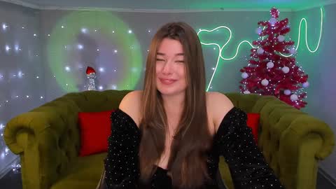 Ari online show from 12-22-24, 05:56