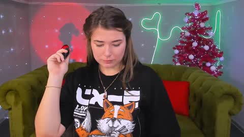 Ari online show from 12-31-24, 03:31