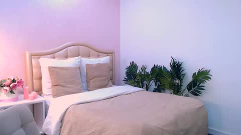 Ari online show from 11-28-25, 08:44