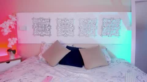 Snapshot of ariiaa_1 chatting on 02-04-26, 09:42 ARIANNA online show from 02-04-26, 09:42