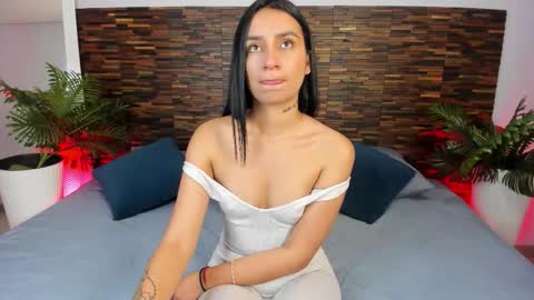 Snapshot of ariiaa_1 chatting on 02-20-26, 10:54 ARIANNA online show from 02-20-26, 10:54