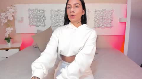 Snapshot of ariiaa_1 chatting on 03-03-26, 01:34 ARIANNA online show from 03-03-26, 01:34