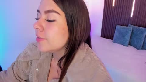  Arianna  online show from 12-16-25, 01:27