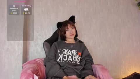 Ariel online show from 11-25-25, 01:00