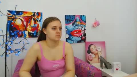 Snapshot of arinabelle chatting on 06-11-26, 06:06 arinabelle online show from 06-11-26, 06:06