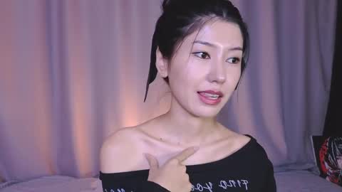 Snapshot of arinsun chatting on 05-24-26, 09:42 haitani online show from 05-24-26, 09:42