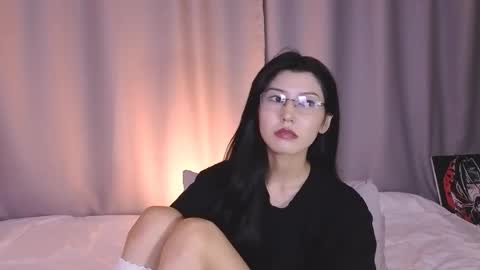 Snapshot of arinsun chatting on 05-27-26, 09:45 haitani online show from 05-27-26, 09:45