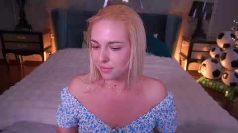 Snapshot of arishkalulu chatting on 07-14-26, 10:21 Arishka online show from 07-14-26, 10:21