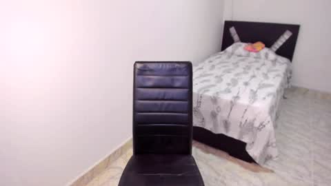 aristena_01 online show from 01-04-25, 03:39