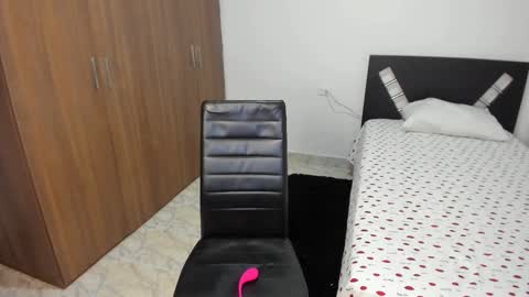 aristena_01 online show from 02-28-25, 01:37