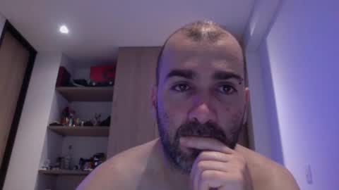 Snapshot of aristi11 chatting on 01-28-25, 03:25 aristi11 online show from 01-28-25, 03:25