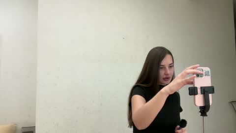 arivelle online show from 11-17-25, 11:27