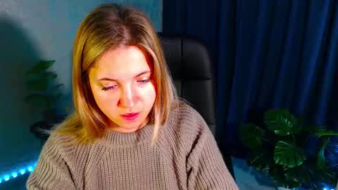 Snapshot of arlana_klart chatting on 09-22-25, 01:07 Arlana online show from 09-22-25, 01:07