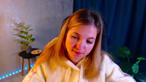 Snapshot of arlana_klart chatting on 10-11-25, 01:38 Arlana online show from 10-11-25, 01:38