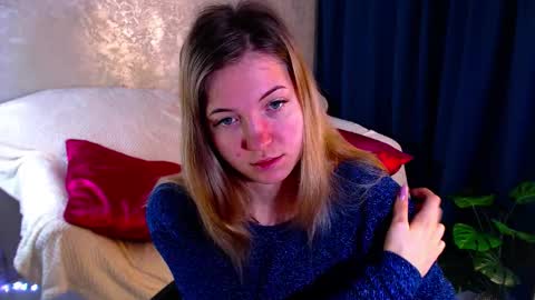 Snapshot of arlana_klart chatting on 11-08-25, 01:17 Arlana online show from 11-08-25, 01:17