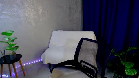 Snapshot of arlana_klart chatting on 11-20-25, 05:07 Arlana online show from 11-20-25, 05:07