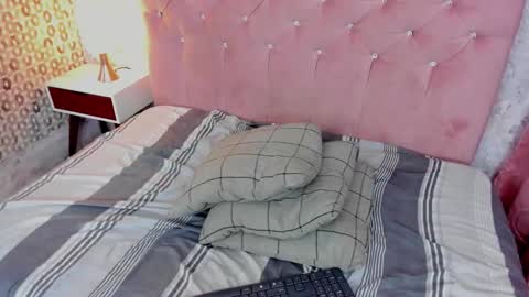 Snapshot of arlequiin_ chatting on 02-22-26, 08:46 Arlequin online show from 02-22-26, 08:46