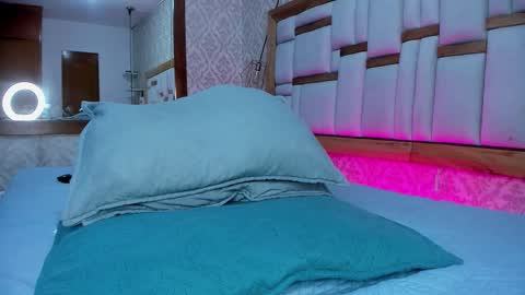 Arleth  online show from 11-13-25, 03:16