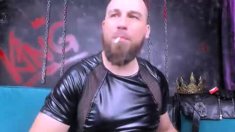 Armando online show from 10-25-25, 02:52