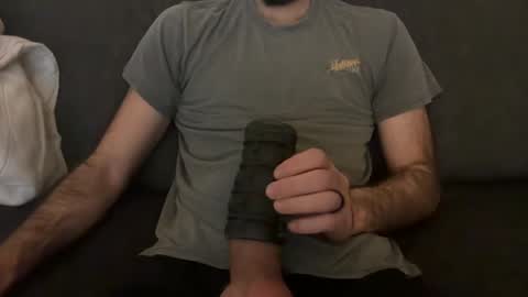 Snapshot of armoman12 chatting on 02-13-25, 03:56 Armoman online show from 02-13-25, 03:56