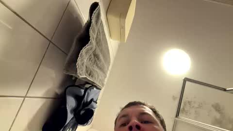 armyskater32 online show from 02-22-26, 10:08