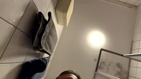 armyskater32 online show from 03-05-26, 08:38