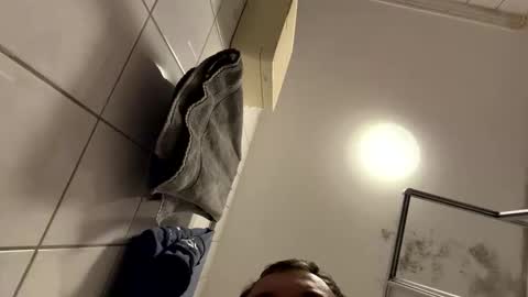 armyskater32 online show from 03-12-26, 09:32