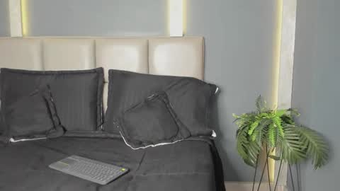 Arohom Lester online show from 12-03-25, 11:19