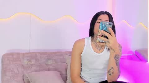 Snapshot of arohomlester_ chatting on 07-06-26, 01:19 ARON online show from 07-06-26, 01:19