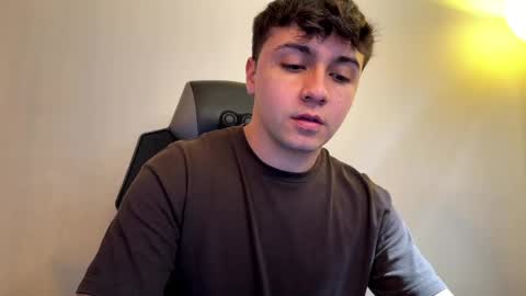 aron__cooper online show from 04-18-26, 02:43