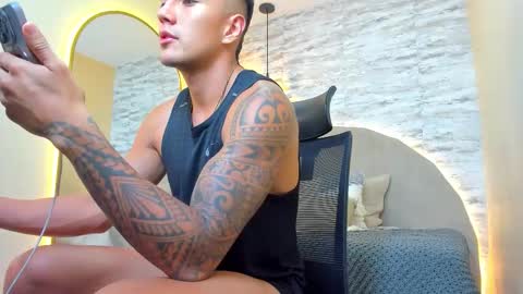 ARON BOLT online show from 11-09-25, 10:08