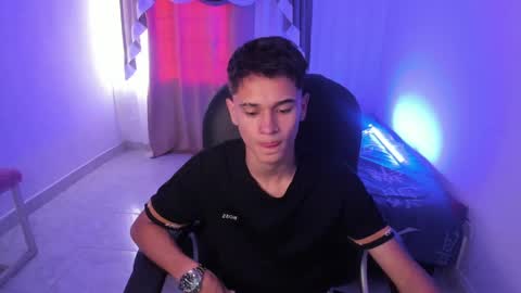 Aaron online show from 11-01-25, 08:44