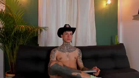 Snapshot of aron_ford chatting on 11-02-25, 11:34 Aron ford online show from 11-02-25, 11:34