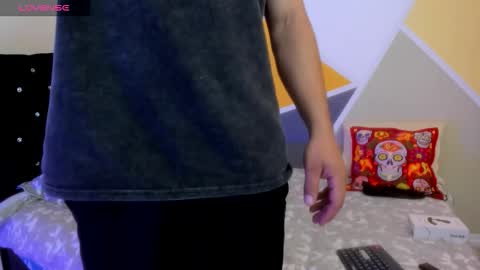 Aron Santoro online show from 09-30-25, 02:11