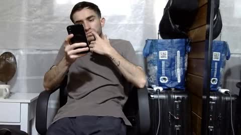 Aron G Franco online show from 11-10-25, 03:55