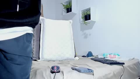 Snapshot of aronxx_ chatting on 03-02-25, 10:56 BLACK FRIDAY 55 OFF ON MY ONLYFANS. online show from 03-02-25, 10:56