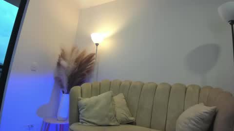   online show from 11-03-25, 10:32