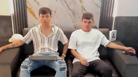 Aroon   online show from 04-06-26, 06:03