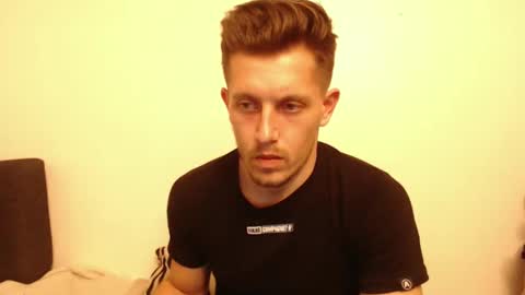 arromwilliam90 online show from 12-07-24, 08:16