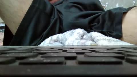 Snapshot of art_max99xxx chatting on 01-14-25, 05:08 art_max99xxx online show from 01-14-25, 05:08